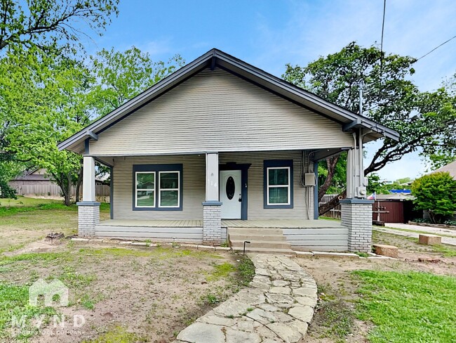 property at 114 S Lamar St