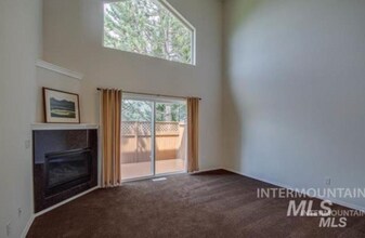 5571 S Adonis Pl in Boise, ID - Building Photo - Building Photo