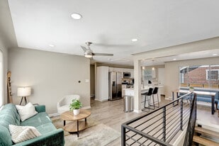 1539 Fairfax St, Unit 1 bed private bath in Denver, CO - Building Photo