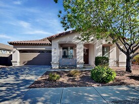 8854 W Northview Ave in Glendale, AZ - Building Photo