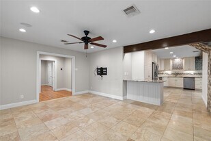 6413 Remlap St in Houston, TX - Building Photo