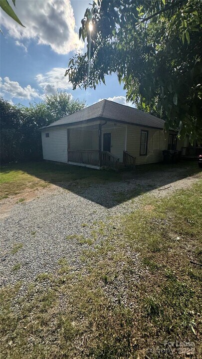 204 Corban Ave SW in Concord, NC - Building Photo