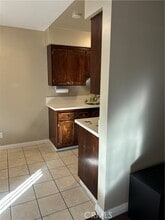 335 Cedar Ave in Long Beach, CA - Building Photo - Building Photo