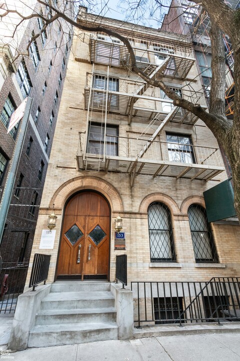 153 East 88th Street in New York, NY - Building Photo