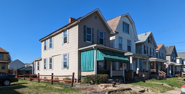 property at 424 Deer Ln