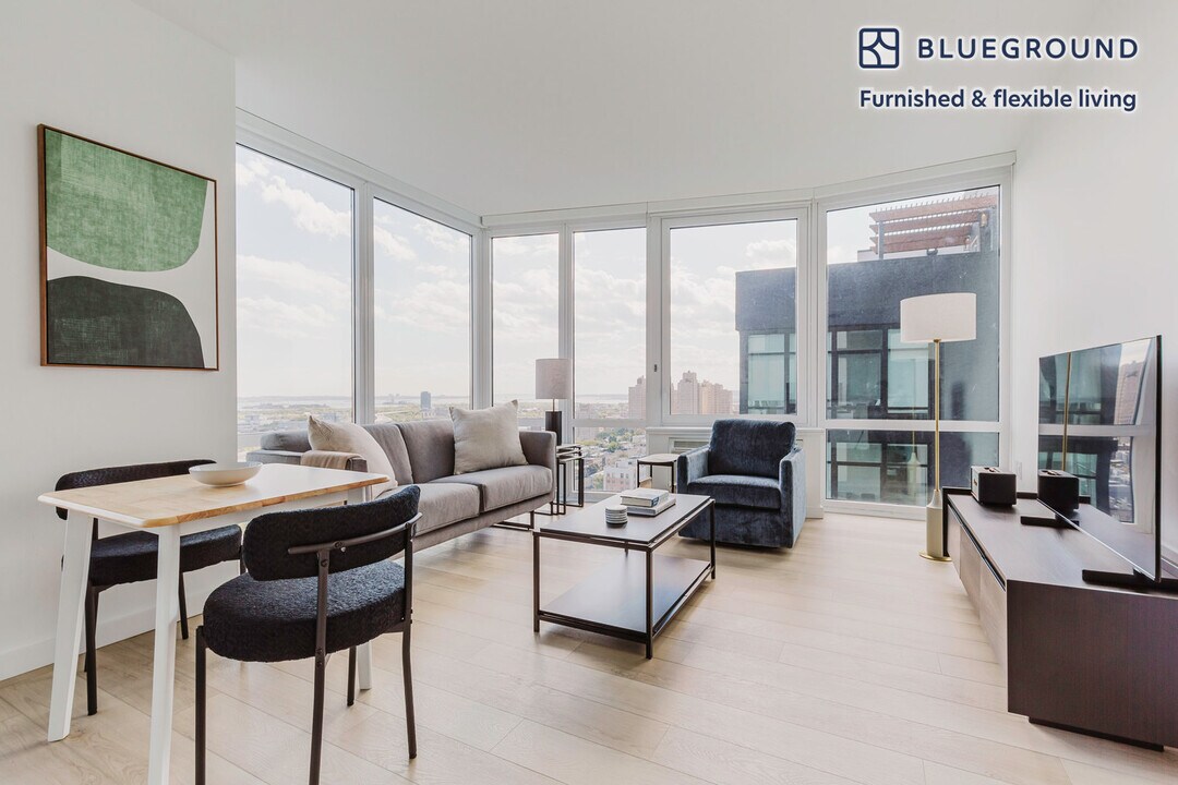 425 Summit Ave, Unit FL19-ID1575 in Jersey City, NJ - Building Photo