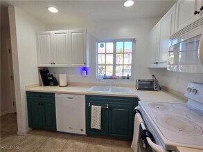 12020 Rock Brook Run in Ft. Myers, FL - Building Photo - Building Photo