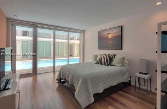 property at 1601 West Ave