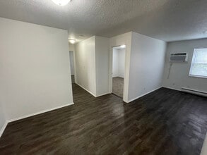 Frenchtown Flats in Monroe, MI - Building Photo - Building Photo