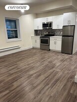 86-57 Midland Pkwy in Queens, NY - Building Photo
