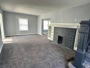 1215 18th Ave in Rock Island, IL - Building Photo - Building Photo