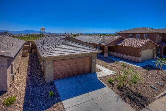 6875 E Paseo De Villalobos in Tucson, AZ - Building Photo - Building Photo