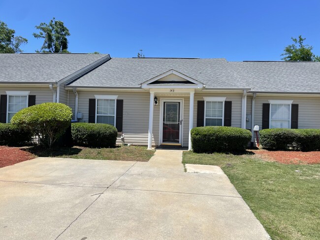 143 Portofino Ln SW