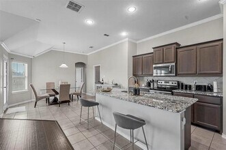 1948 Day Break Dr in Lancaster, TX - Building Photo - Building Photo