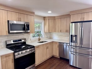 47 Sherwood Ave, Unit 47 Sherwood #2 in Haledon, NJ - Building Photo - Building Photo