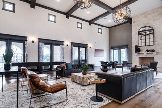 Water Oak in Austin, TX - Building Photo - Interior Photo