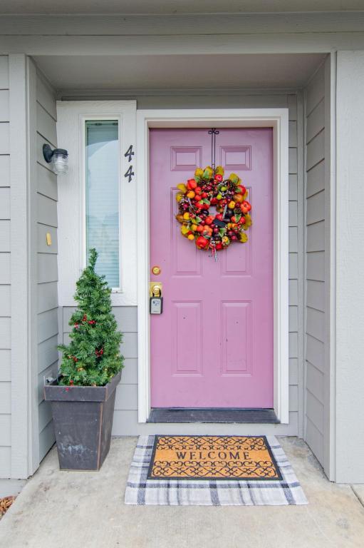2030 Brookhurst St in Medford, OR - Foto de edificio - Building Photo