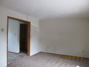 665 Ash St, Unit 3 in Prescott, WI - Building Photo - Building Photo