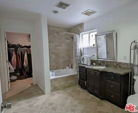 2317 S Harcourt Ave in Los Angeles, CA - Building Photo - Building Photo