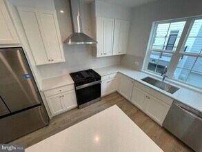 3546 Margaret Jones Pl in Rockville, MD - Foto de edificio - Building Photo