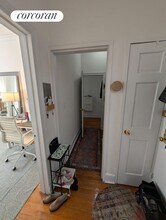 105 Christopher St in New York, NY - Building Photo - Building Photo