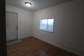 623 E Sanson Ave in Spokane, WA - Building Photo - Building Photo
