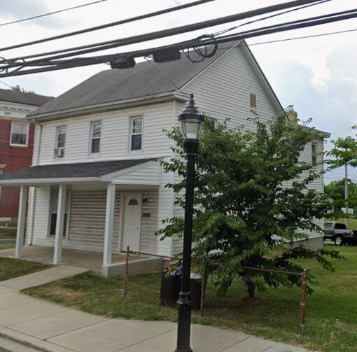 1116 S Main St, Unit APT 2 in Hampstead, MD - Building Photo