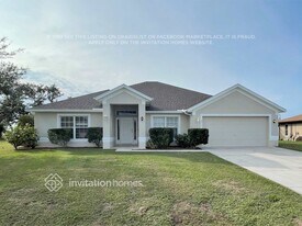 2511 Mauritania Rd in Punta Gorda, FL - Building Photo