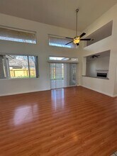 7351 N Bain Ave in Fresno, CA - Building Photo - Building Photo