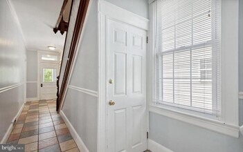 6011 Falls Rd in Baltimore, MD - Building Photo - Building Photo