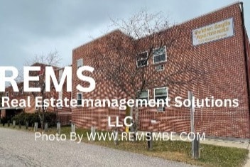 Golden Eagle Apartments in Mauston, WI - Building Photo