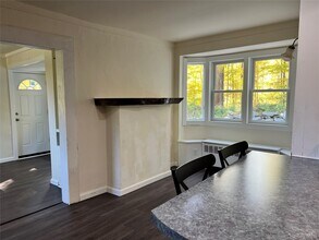 294 Croton Falls Rd in Mahopac, NY - Building Photo - Building Photo