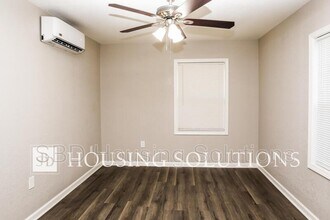 1401 S Hedges Ave in Independence, MO - Building Photo - Building Photo