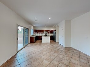 70 E Camino Rancho Felice in Sahuarita, AZ - Building Photo - Building Photo