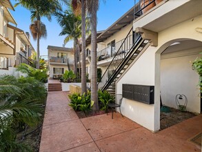 La Marina Apartments in Santa Barbara, CA - Building Photo - Building Photo