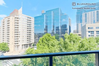 1550 Clarendon Blvd-Unit -FL12-ID2861A in Arlington, VA - Building Photo - Building Photo