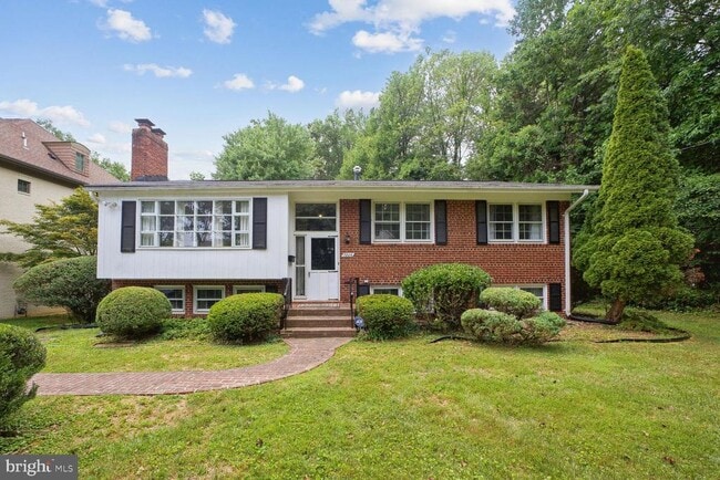 property at 7009 Capitol View Dr