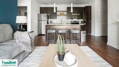 11010 Northlake Landing Dr, Unit 3-304 in Charlotte, NC - Building Photo - Building Photo