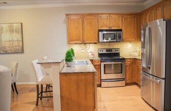 304 Amber Ln in Birmingham, AL - Building Photo - Building Photo