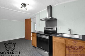 323 S Ogden Ave-Unit -323 1/2 in Columbus, OH - Building Photo - Building Photo