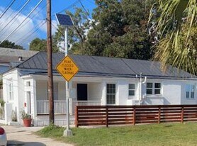 8 Hagood Ave in Charleston, SC - Building Photo