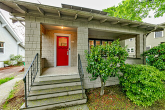 5312 NE 12th Ave in Portland, OR - Building Photo - Building Photo