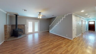 115 G St in Elgin, OK - Building Photo - Building Photo