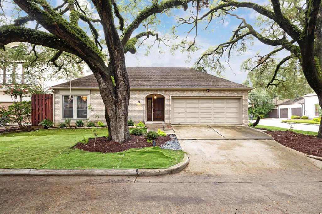 4131 Purdue St in Houston, TX - Building Photo