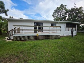 1305 Sweeney Dr in Ruskin, FL - Building Photo - Building Photo