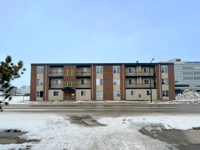 Mainstreet Gaetz Core