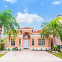 16222 SW 102nd Terrace in Miami, FL - Building Photo