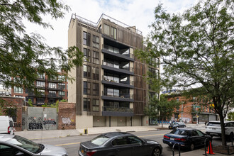 The Louver in Brooklyn, NY - Building Photo - Building Photo