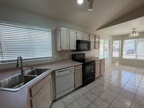 1720 E Countrywalk Ln in Chandler, AZ - Building Photo - Building Photo