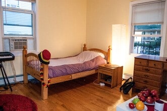 40 Plymouth St, Unit 1 in Cambridge, MA - Building Photo - Building Photo